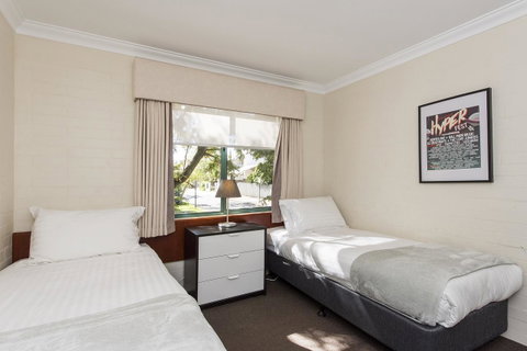 Subiaco Village 30 - Accommodation Sunshine Coast 19
