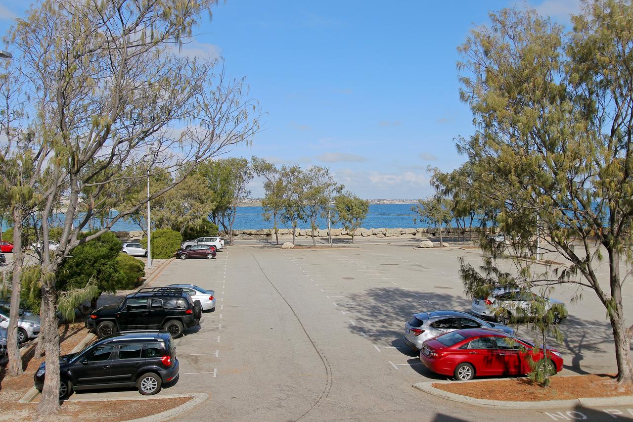 Hillarys WA Accommodation Sunshine Coast