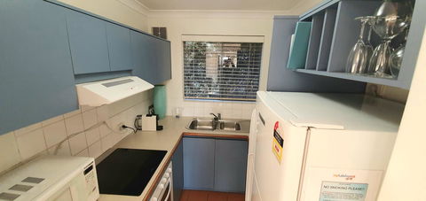 Scarborough Beach Front Resort - Shell Ten - Accommodation Sunshine Coast 4