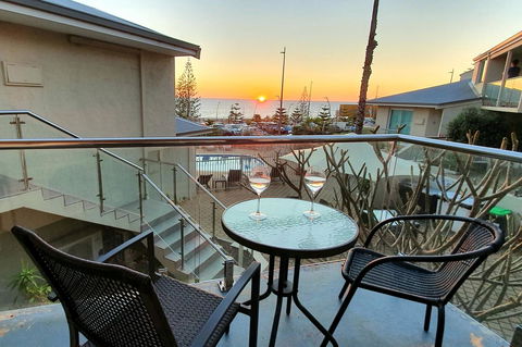 Scarborough Beach Front Resort - Shell Ten - Accommodation Sunshine Coast 7