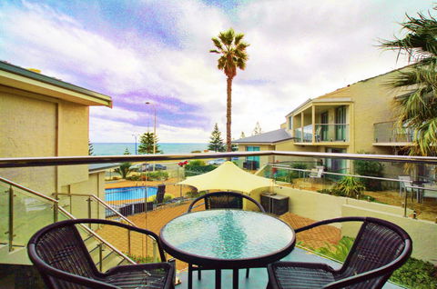 Scarborough Beach Front Resort - Shell Ten - Accommodation Sunshine Coast 11