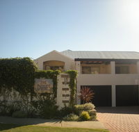 Dunes Scarborough Beach - Accommodation Sunshine Coast