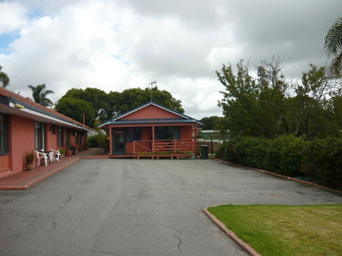 Albany Apartments - Accommodation Sunshine Coast 8