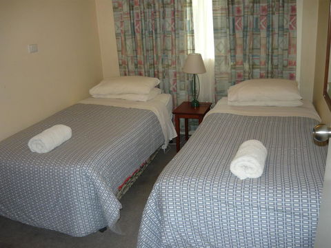 Albany Apartments - Accommodation Sunshine Coast 13