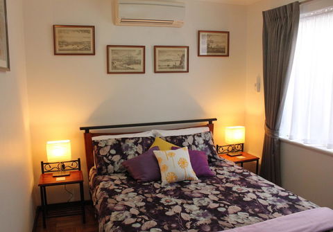 Jacaranda Hideaway Bed & Breakfast - Accommodation Sunshine Coast 2