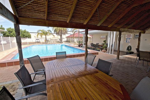 Bunbury Motel And Apartments - Accommodation Sunshine Coast 4