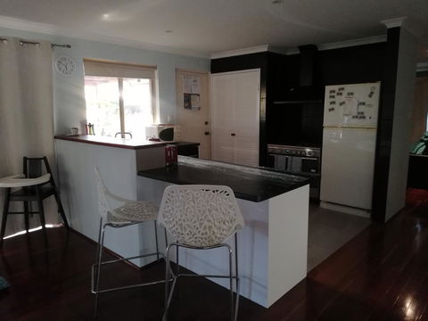 Beach Place @ Leeman - Accommodation Sunshine Coast 4