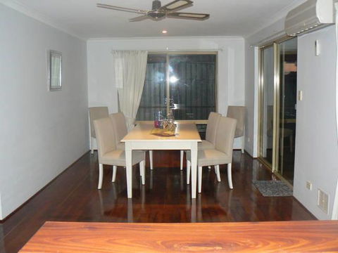 Beach Place @ Leeman - Accommodation Sunshine Coast 6