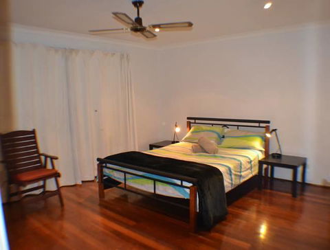 Beach Place @ Leeman - Accommodation Sunshine Coast 7