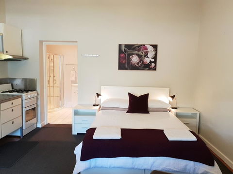 Stirling Apartments - Studio 1 - Accommodation Sunshine Coast 8