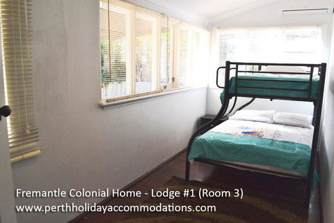 Fremantle Colonial Home - Accommodation Sunshine Coast 34