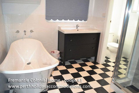 Fremantle Colonial Home - Accommodation Sunshine Coast 33