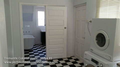 Fremantle Colonial Home - Accommodation Sunshine Coast 32