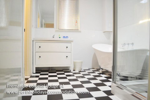 Fremantle Colonial Home - Accommodation Sunshine Coast 29