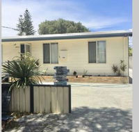 Jbay beach shack - Accommodation Sunshine Coast