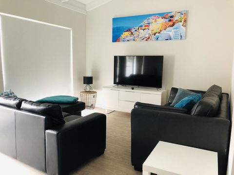 West Beach Lagoon 218 - Outstanding Value! - Accommodation Sunshine Coast 2