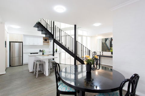 Stay Fresh - Fremantle CBD - Accommodation Sunshine Coast 4