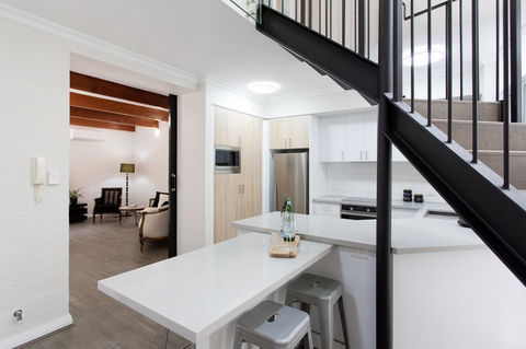 Stay Fresh - Fremantle CBD - Accommodation Sunshine Coast 3