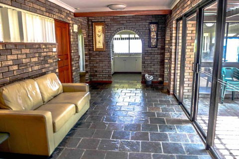 Geraldton Holliday Villas - Accommodation Sunshine Coast 9
