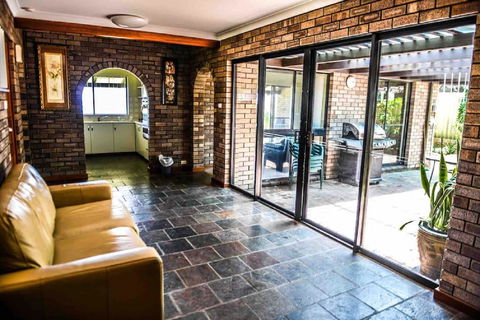 Geraldton Holliday Villas - Accommodation Sunshine Coast 11