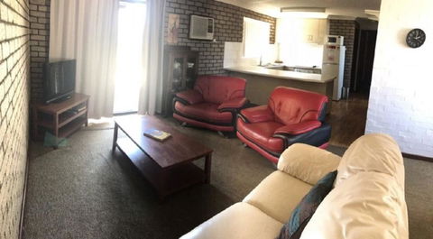 Geraldton Holliday Villas - Accommodation Sunshine Coast 15