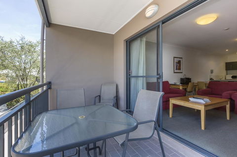 Leeuwin Apartments - Accommodation Sunshine Coast 1
