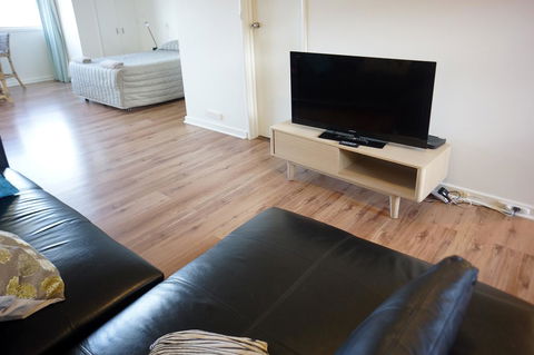 Studio 208 With Ocean Views - Accommodation Sunshine Coast 9