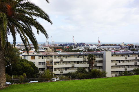 Studio 208 With Ocean Views - Accommodation Sunshine Coast 24