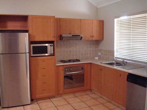 Presidential Bungalow - Accommodation Sunshine Coast 6