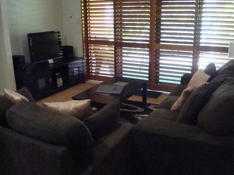 Presidential Bungalow - Accommodation Sunshine Coast 5