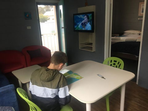 Esperance Central Accommodation - Accommodation Sunshine Coast 7