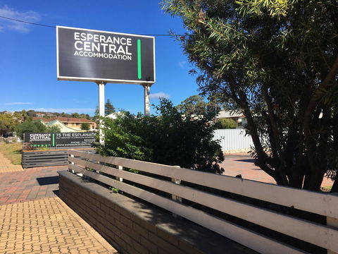 Esperance Central Accommodation - Accommodation Sunshine Coast 29