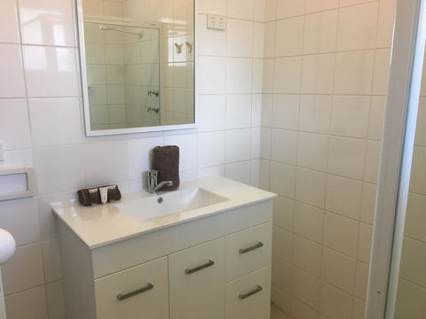 Esperance Central Accommodation - Accommodation Sunshine Coast 10