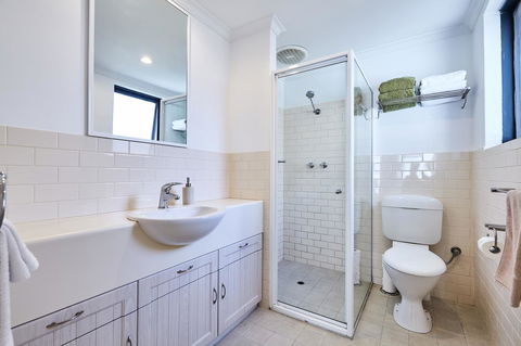 Fremantle Townhouse Unit 6 - Accommodation Sunshine Coast 9