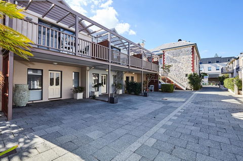 Fremantle Townhouse Unit 6 - Accommodation Sunshine Coast 13