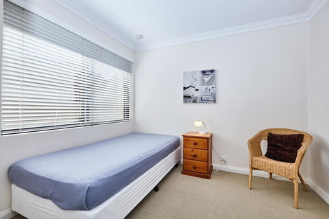Fremantle Townhouse Unit 6 - Accommodation Sunshine Coast 7