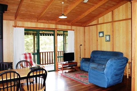 Hawke Brook Chalets - Accommodation Sunshine Coast 11