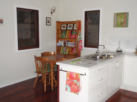 Gypsy Cottage - Accommodation Sunshine Coast 5