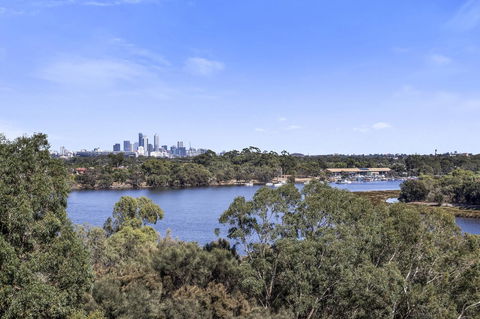 508 Stupendous Sunsets & Views Pool Gym Parking - Accommodation Sunshine Coast 32