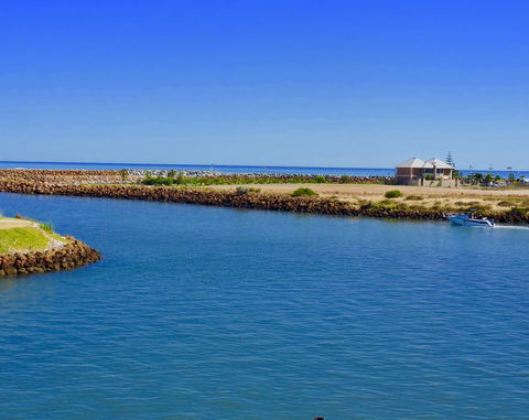 Oceans Edge - Busselton - Accommodation Sunshine Coast 14