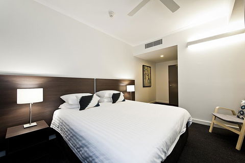 St Catherine\'s On Park - Accommodation Sunshine Coast 9