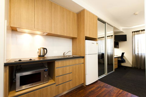 St Catherine\'s On Park - Accommodation Sunshine Coast 5