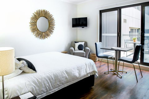 St Catherine\'s On Park - Accommodation Sunshine Coast 15