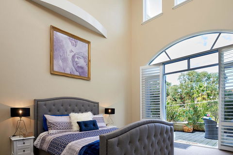 Sorrento Beach Manor - Accommodation Sunshine Coast 2