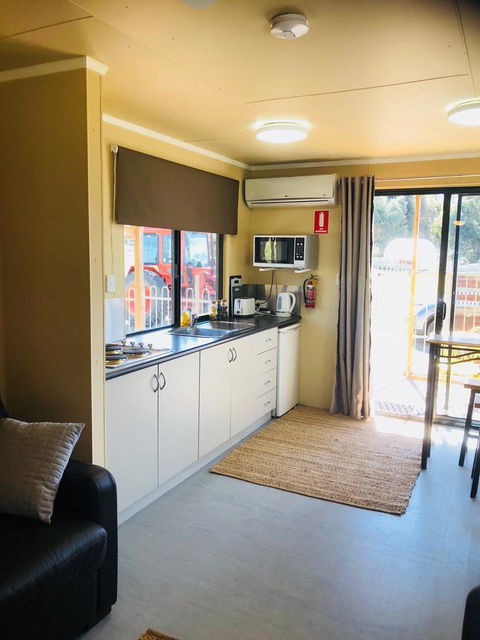 Kendenup Cottages And Lodge - Accommodation Sunshine Coast 9