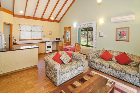 Yelverton Brook Conservation Sanctuary - Accommodation Sunshine Coast 38