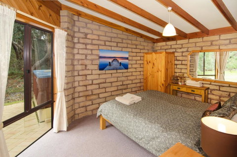 Yelverton Brook Conservation Sanctuary - Accommodation Sunshine Coast 34