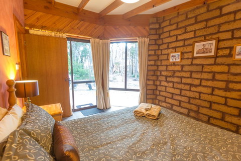Yelverton Brook Conservation Sanctuary - Accommodation Sunshine Coast 14
