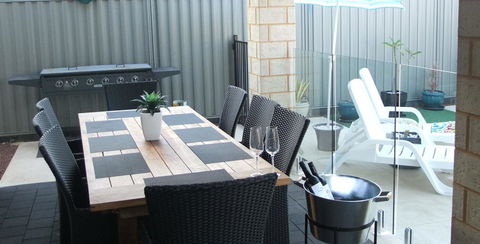 South Yunderup Holiday Rental - Accommodation Sunshine Coast 4