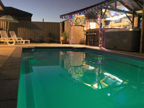 South Yunderup Holiday Rental - Accommodation Sunshine Coast 2